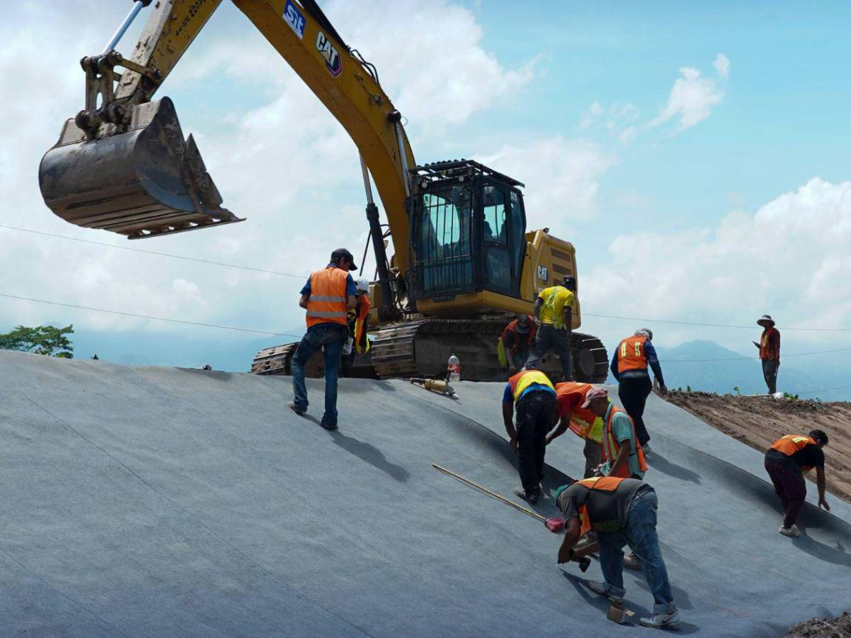 Así funciona la “malla de concreto” que Honduras prueba en bordos del valle de Sula