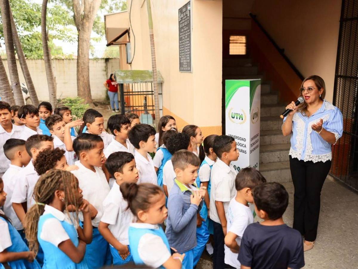 Mente Sana cierra su primera semana junto a estudiantes del Hogar San José