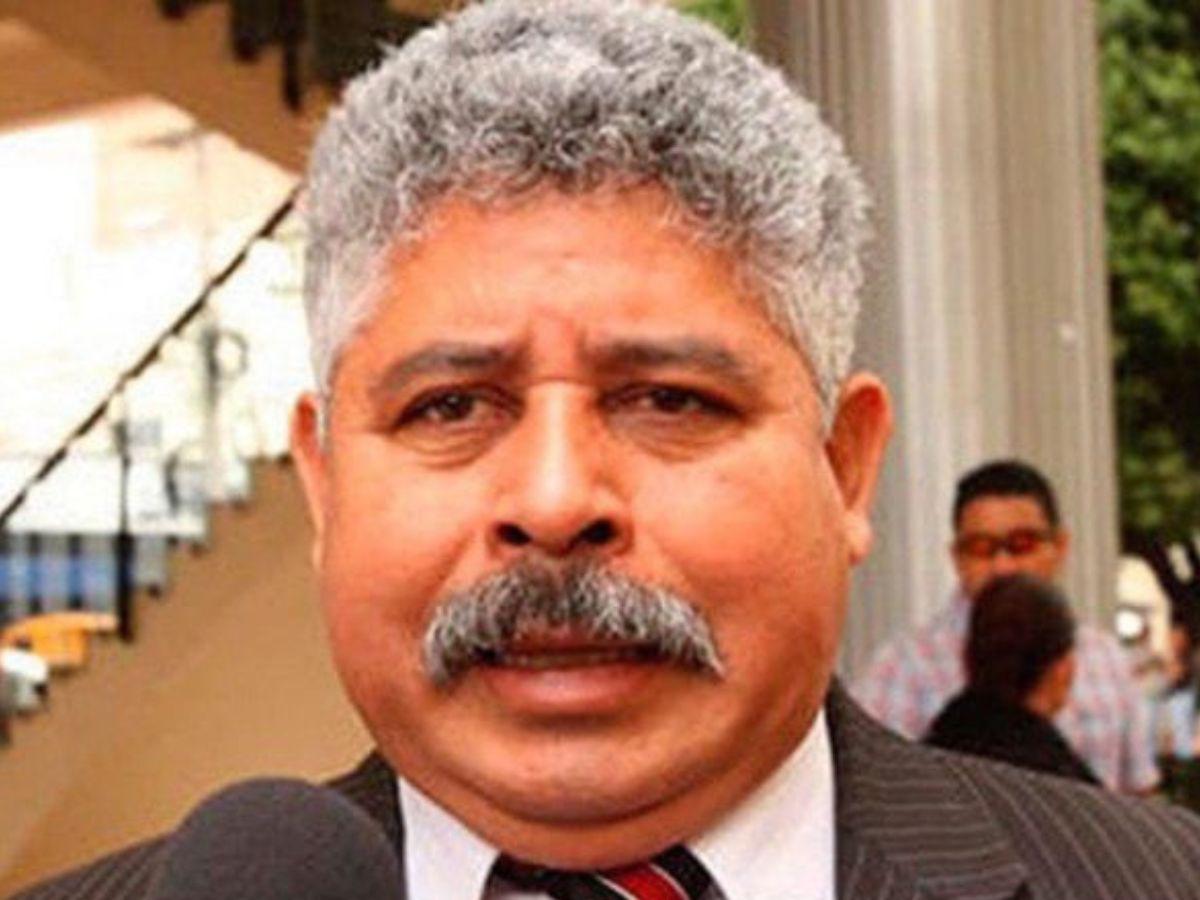 Marvin Ponce sorprende al unirse a partido político; buscará ser diputado