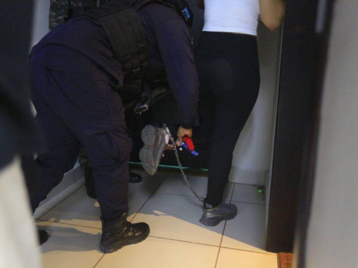 Giro en caso de la madrastra señalada por delitos contra sus hijastros