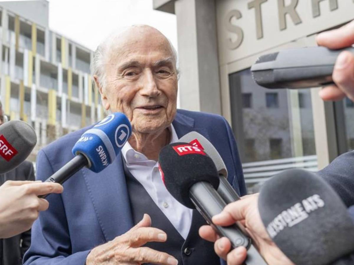 Joseph Blatter luce irreconocible y recibe noticia, ¿qué pasó con Hawit?