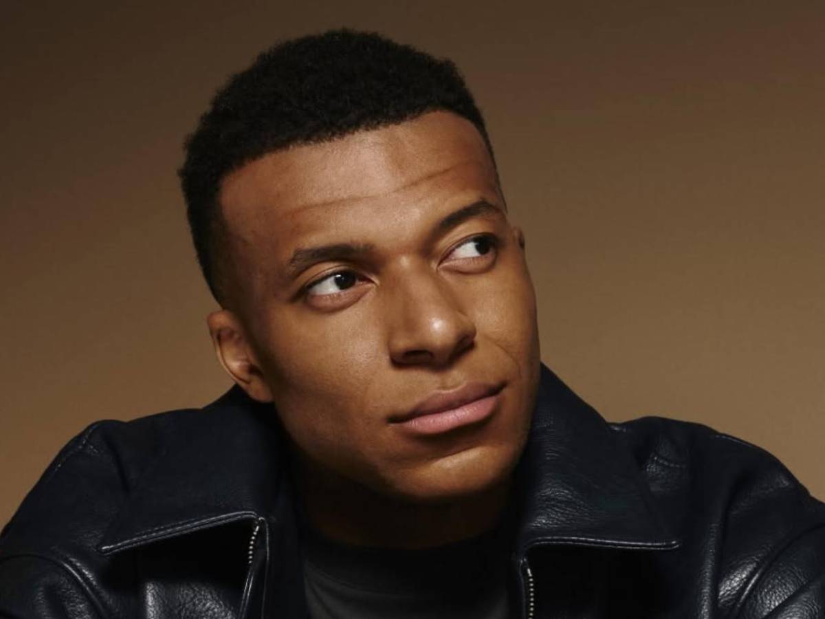 Pelea de Mbappé en Real Madrid, sus compañeros se rebelan y el club toma decisión