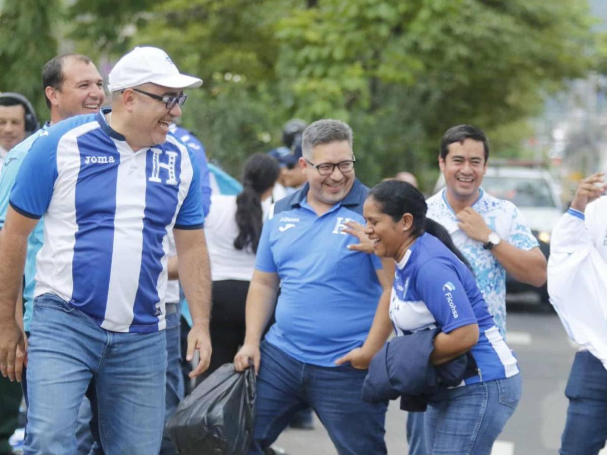 Keylor Navas cumple sueño de pequeño en Honduras; famosa internacional cautiva y brasileño sorprende