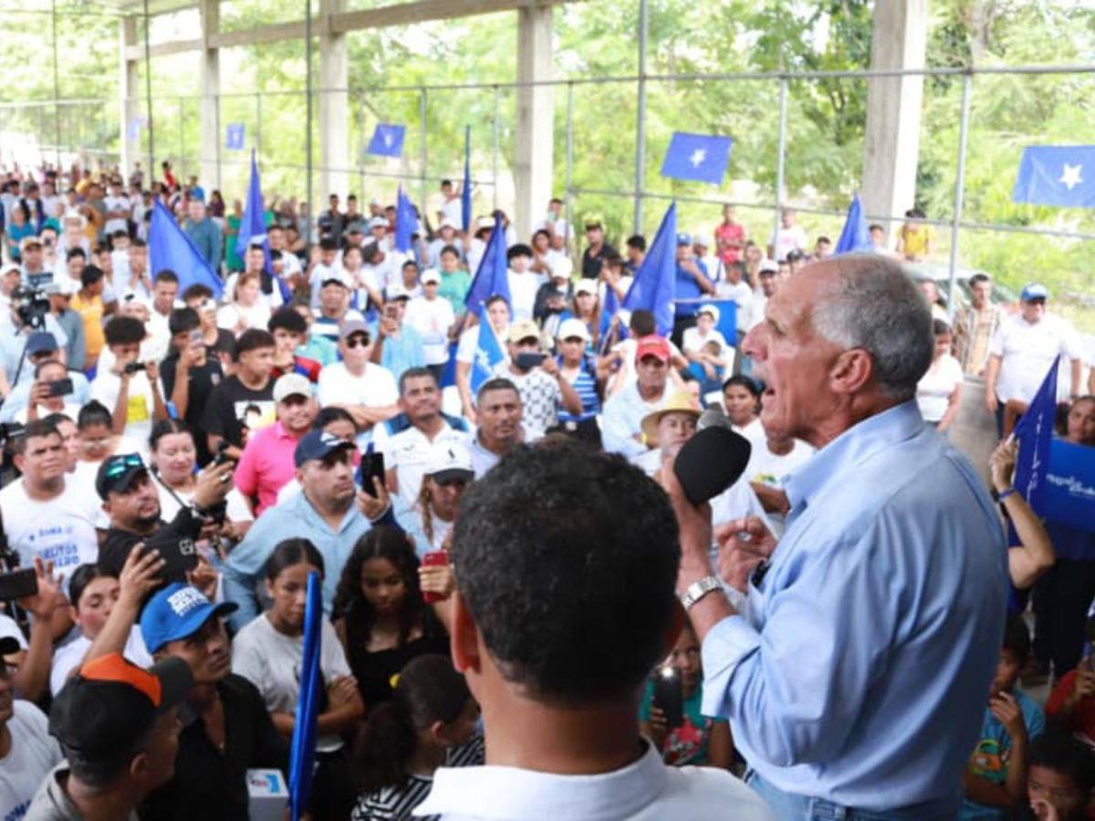 Nasry Asfura pide cuidar el voto en su cierre de campaña