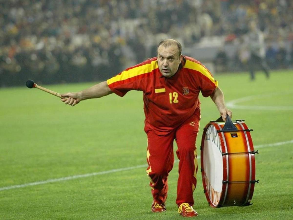 Muere Manolo 'El del Bombo', el hincha más fiel de España: 10 Mundiales