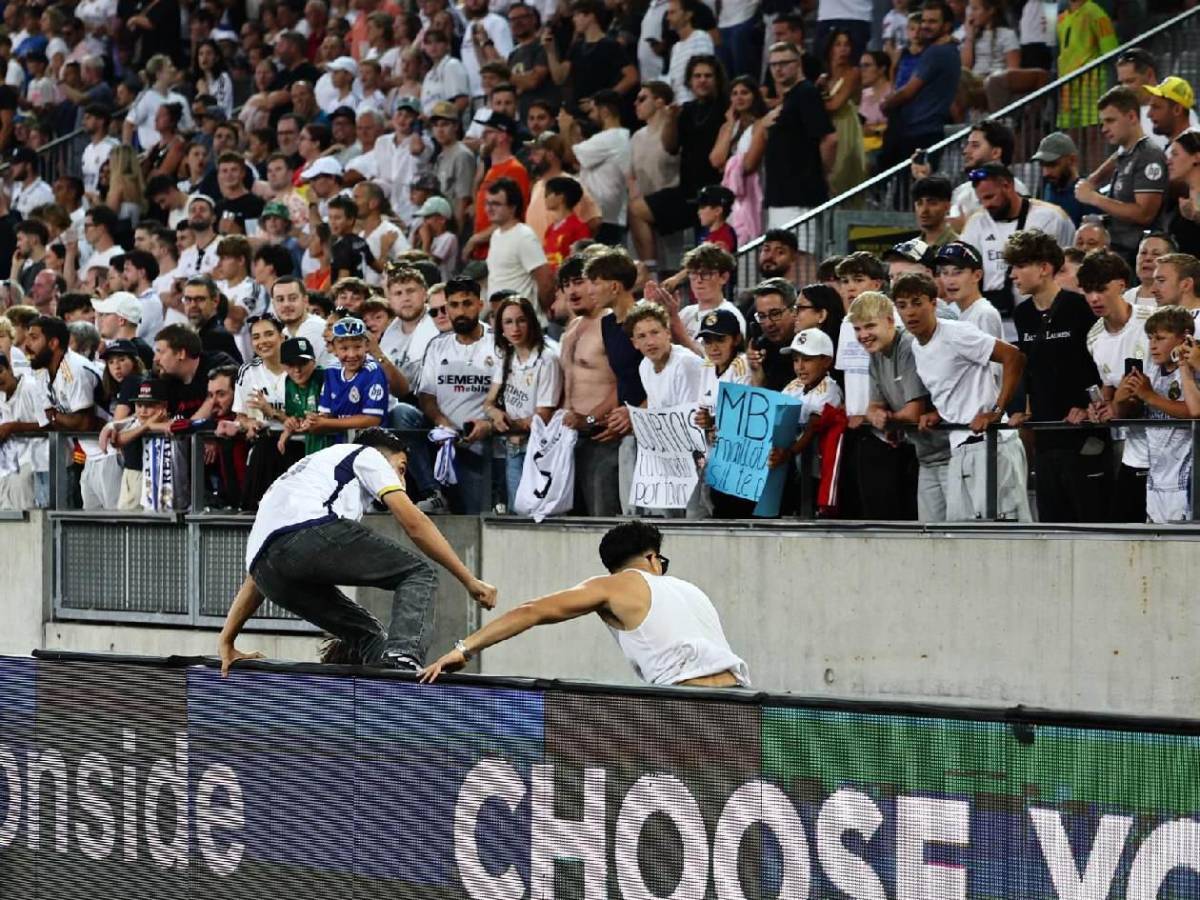 Real Madrid goleó: Mbappé con la 10, hincha se infiltró y así reaccionó el francés