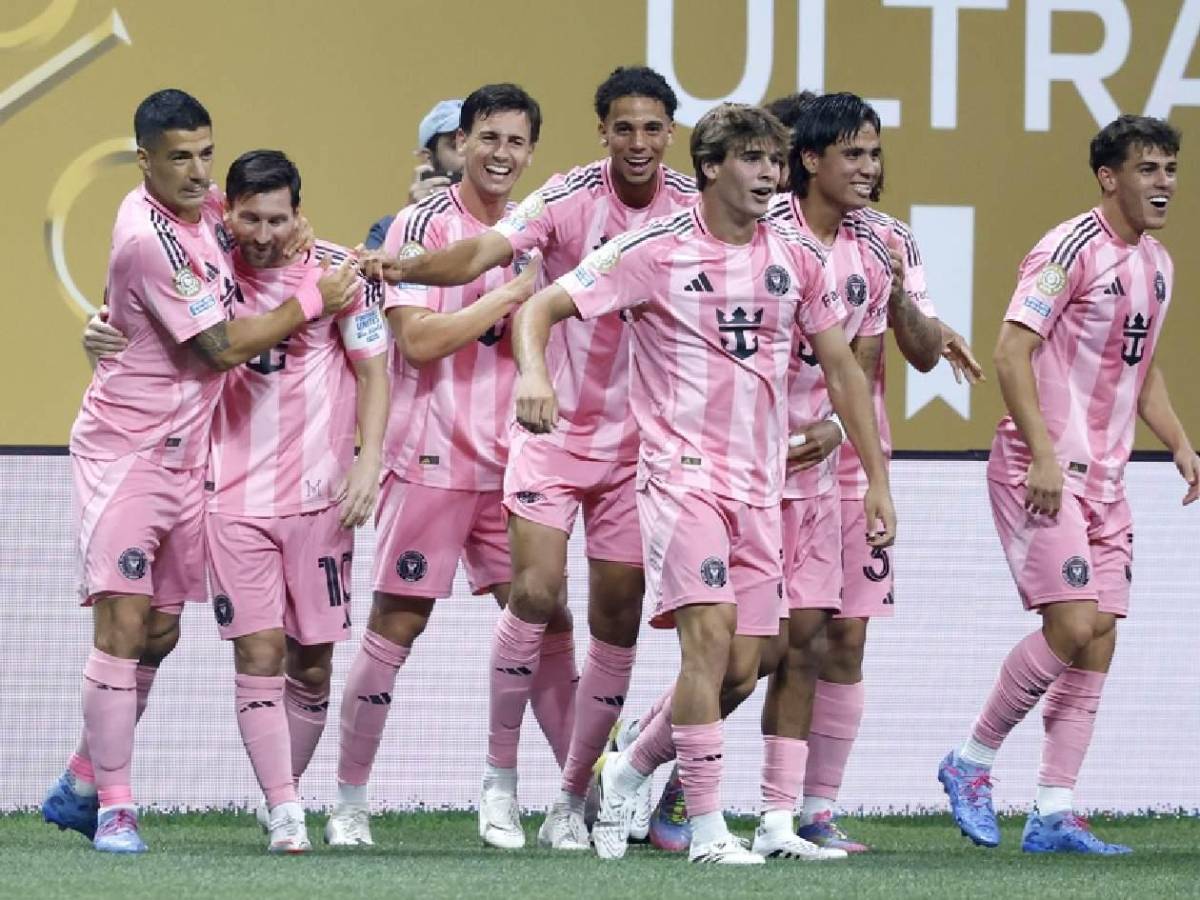 Messi recibe inesperada oferta para jugar contra Cristiano: ha iniciado conversaciones