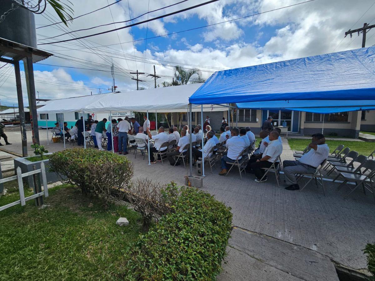 Atienden a 150 adultos mayores en centro penal de Támara