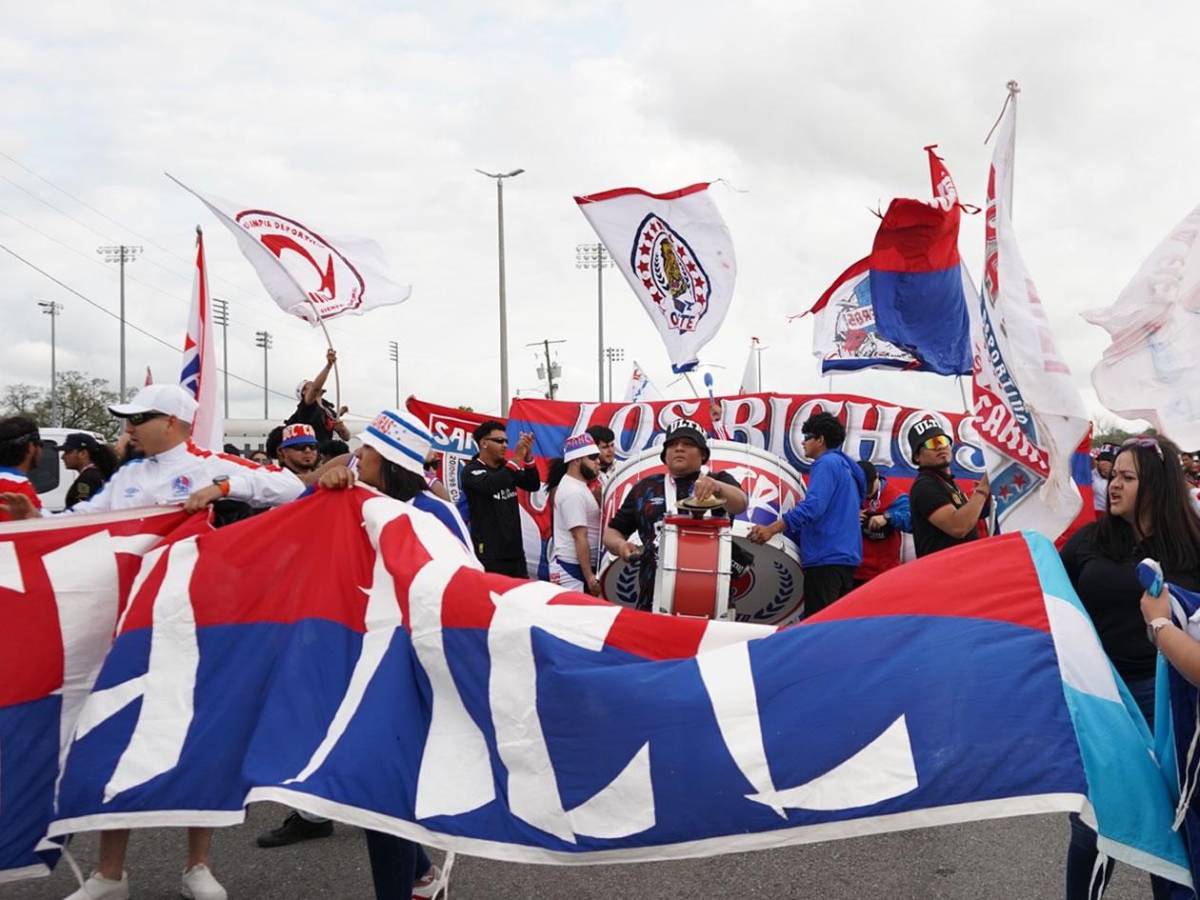 Ambientazo en New Orleans, salvador de Olimpia vs Potros y la Ultra Fiel