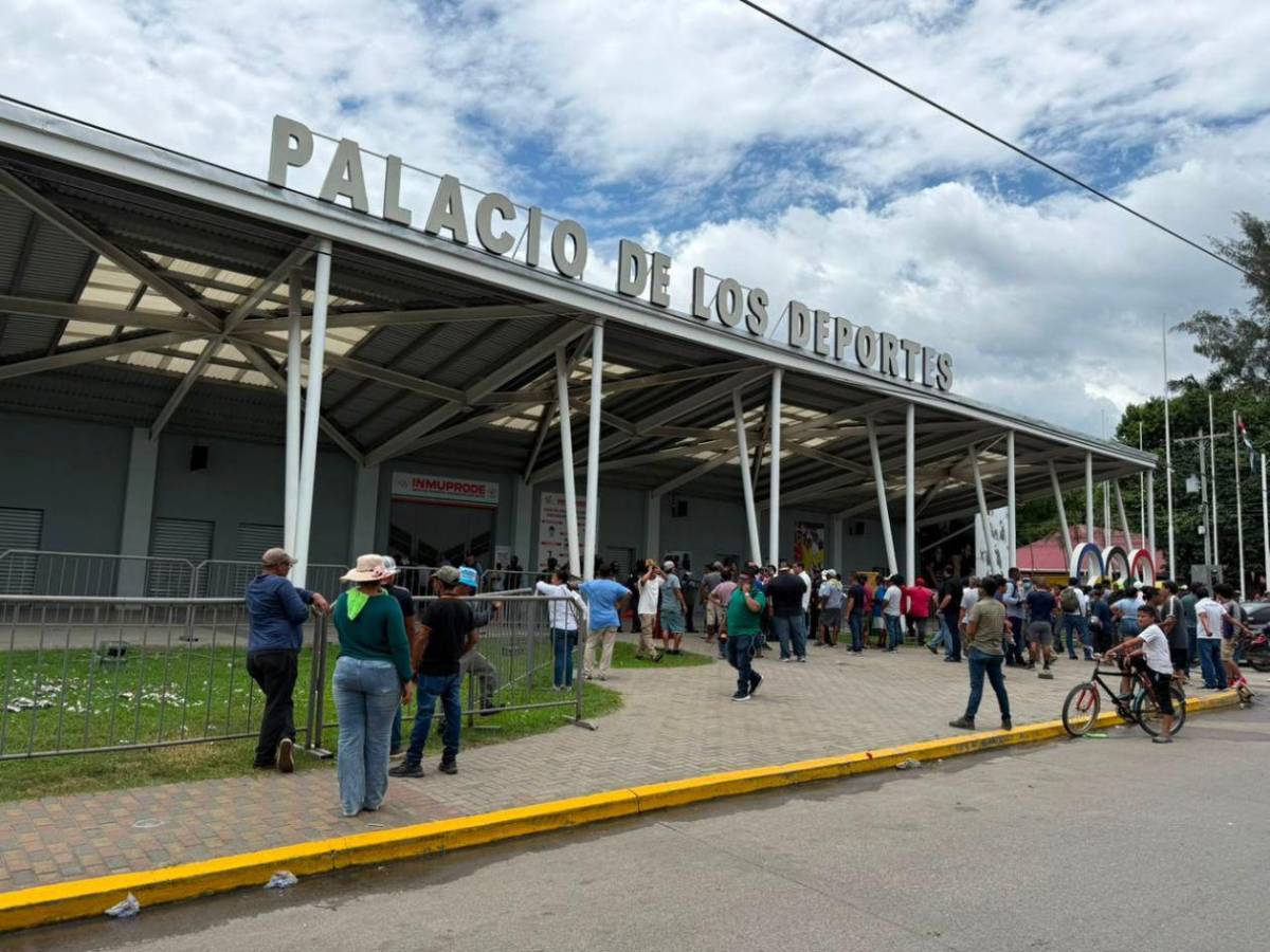 Retan a Alexander López a mostrar punto de acta donde se autoriza aumento a tasa vial
