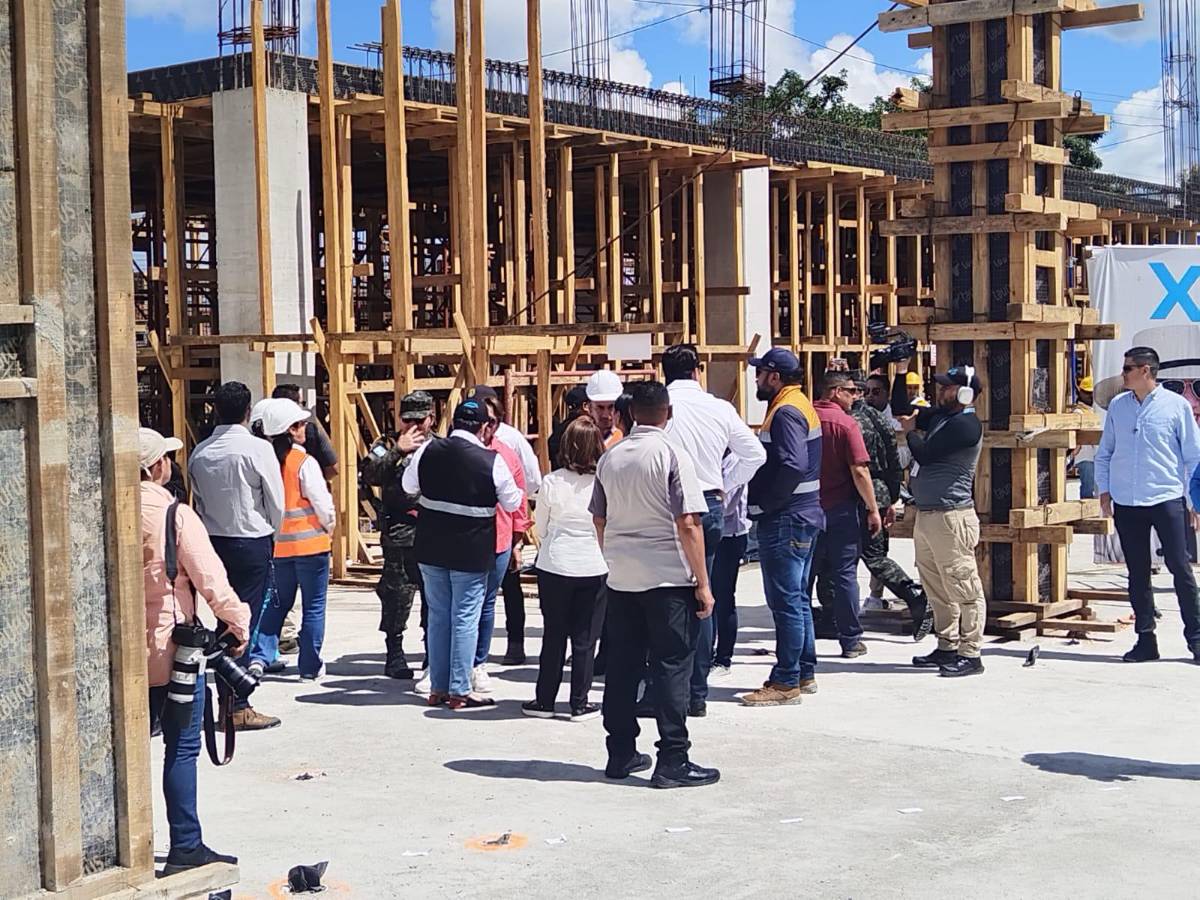 Construcción del Hospital Obstétrico Neonatal avanza en 40 %