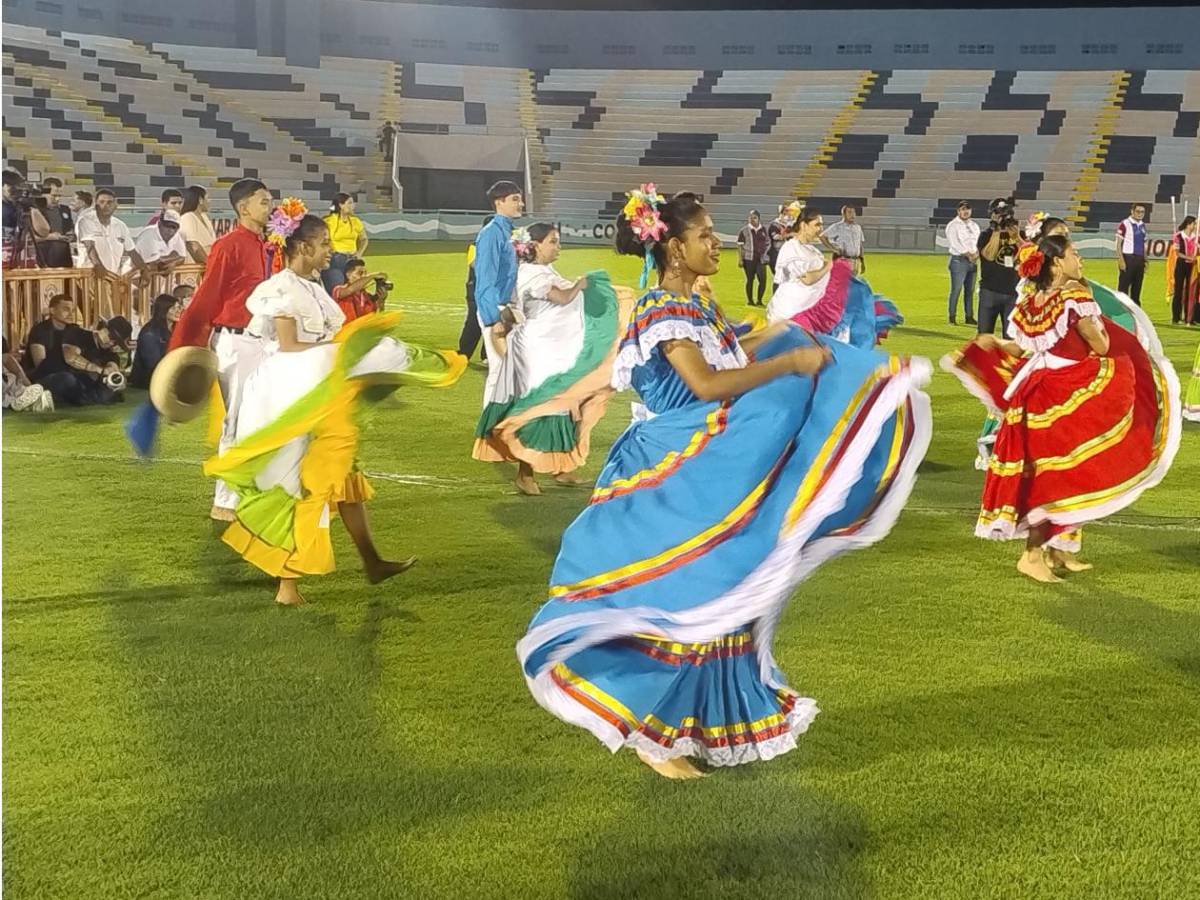 Con un detalle único en Honduras: Así quedó el estadio de La Ceiba