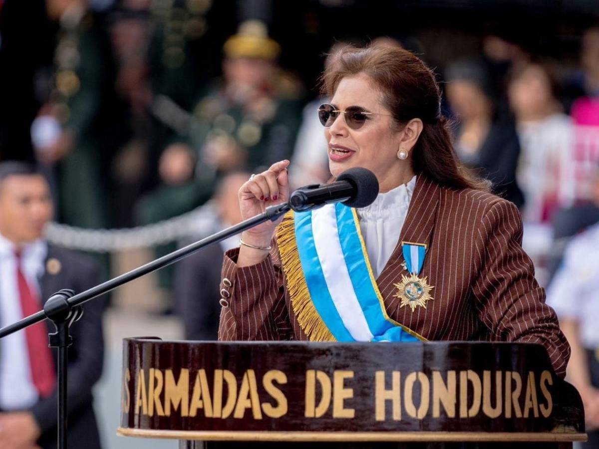 Inesperada respuesta de Rixi Moncada tras advertencia de Nasralla