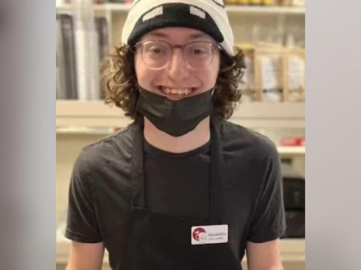 Alejandro Cortés salvó a su amiga del mar y fue devorado por los tiburones