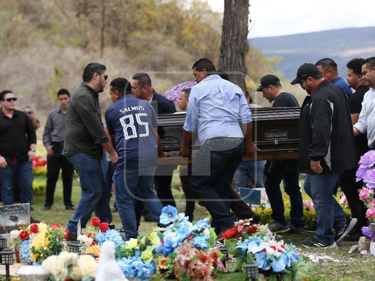 Escenas desgarradoras: despiden a las víctimas del fatal accidente en Quimistán