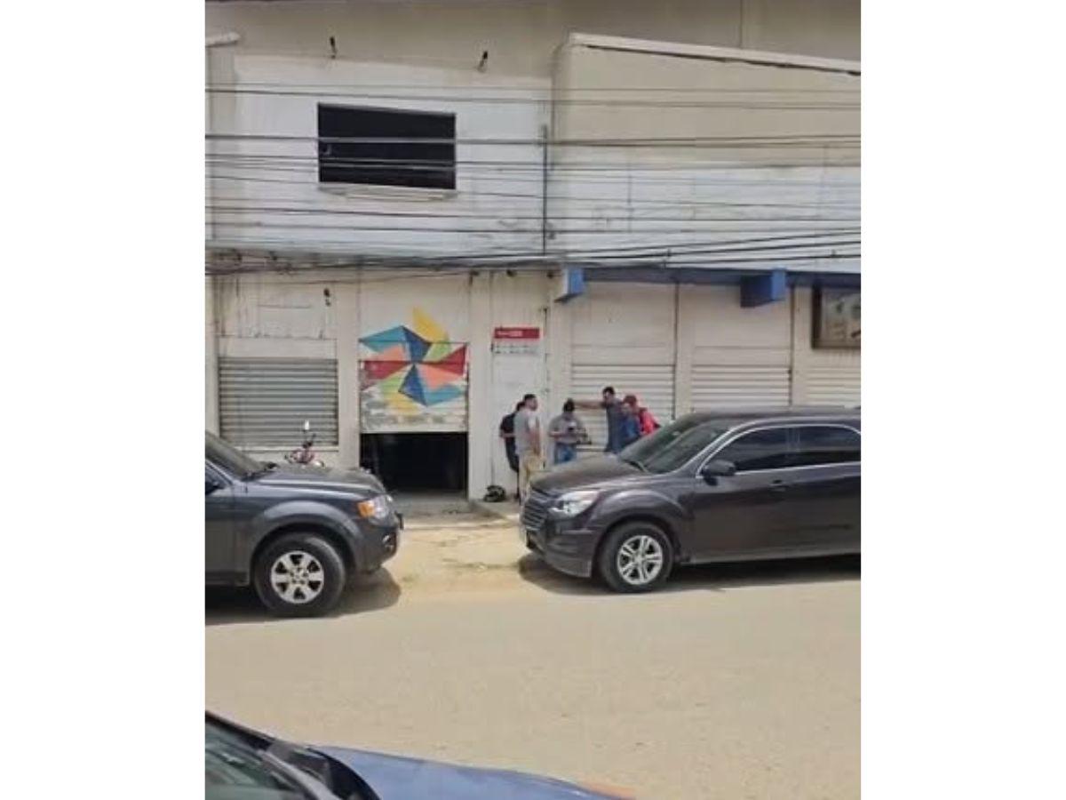 “Era una buena madre”: consternación en Danlí por muerte de Paola Vásquez en una ferretería