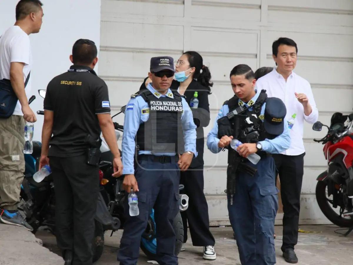 Un disparo acabó con la vida de menor chino; guardia acusado podría admitir el crimen