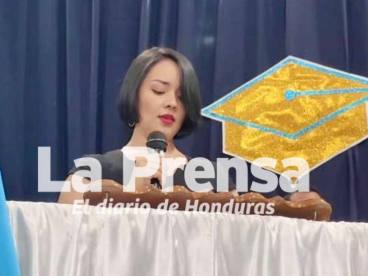 ¿Quién es la maestra y abogada que se viralizó en las redes por su porte y belleza?