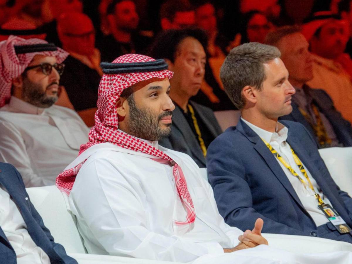 Canelo Álvarez: La curiosa propuesta de trabajo que recibió tras perder en Las Vegas