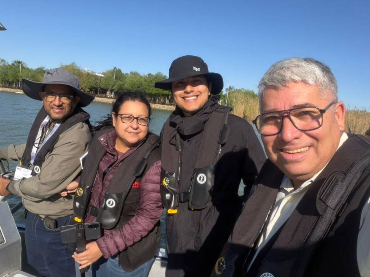 Periodistas estrechan lazos en cobertura de programa de inmigración