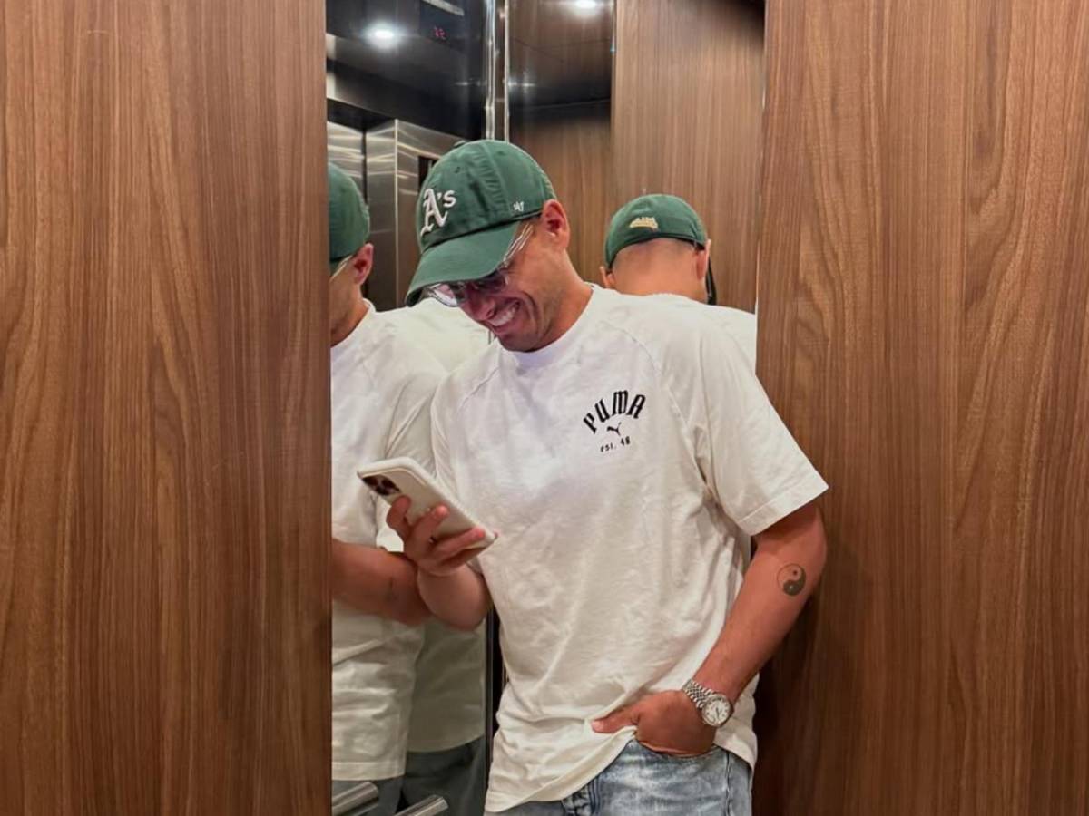 Chicharito Hernández provoca indignación en mujer de famoso jugador: Acude a la FIFA