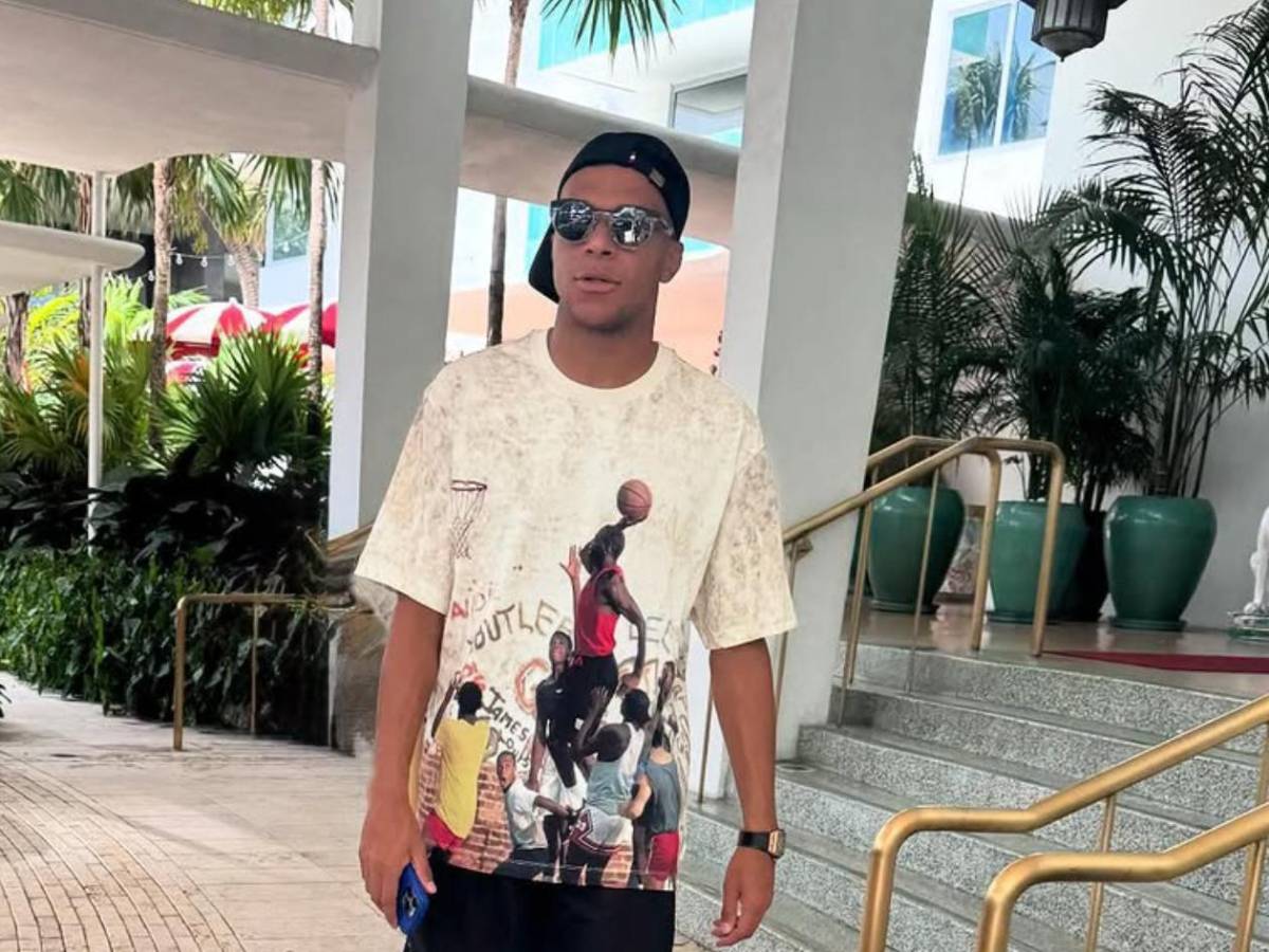 Mbappé es investigado tras pagarle a cinco policías: Esta cantidad les dio por curiosa razón