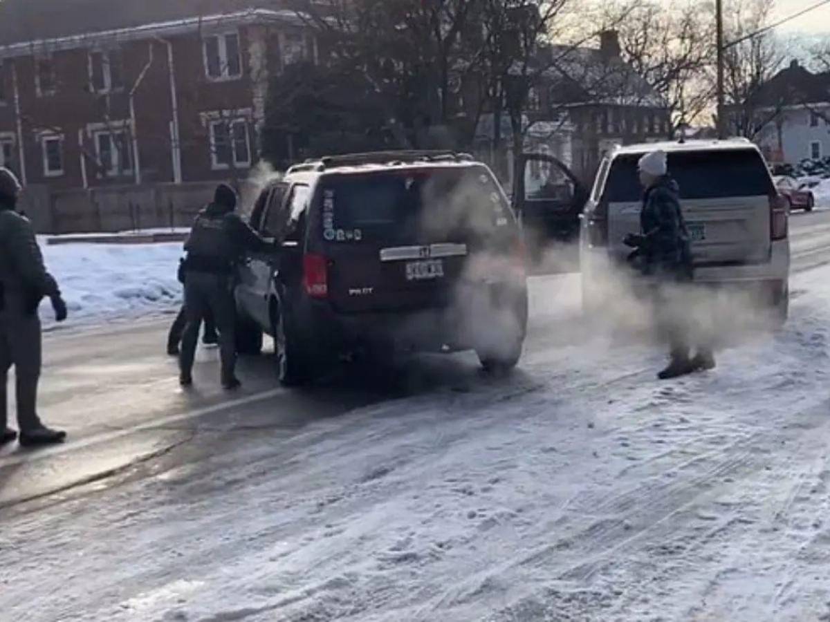 Lloran muerte de madre atacada a disparos por un agente de ICE