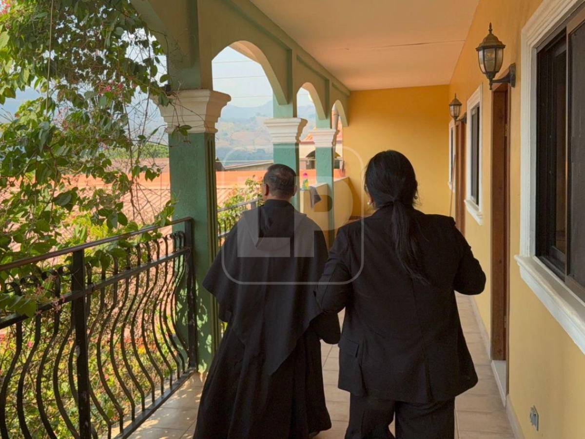 Fotos inéditas de la humilde habitación donde durmió el papa León XIV en Honduras
