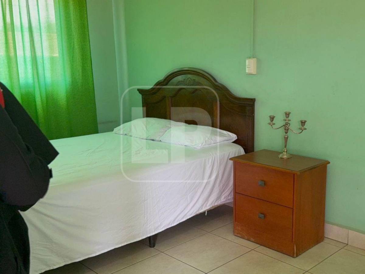 Fotos inéditas de la humilde habitación donde durmió el papa León XIV en Honduras