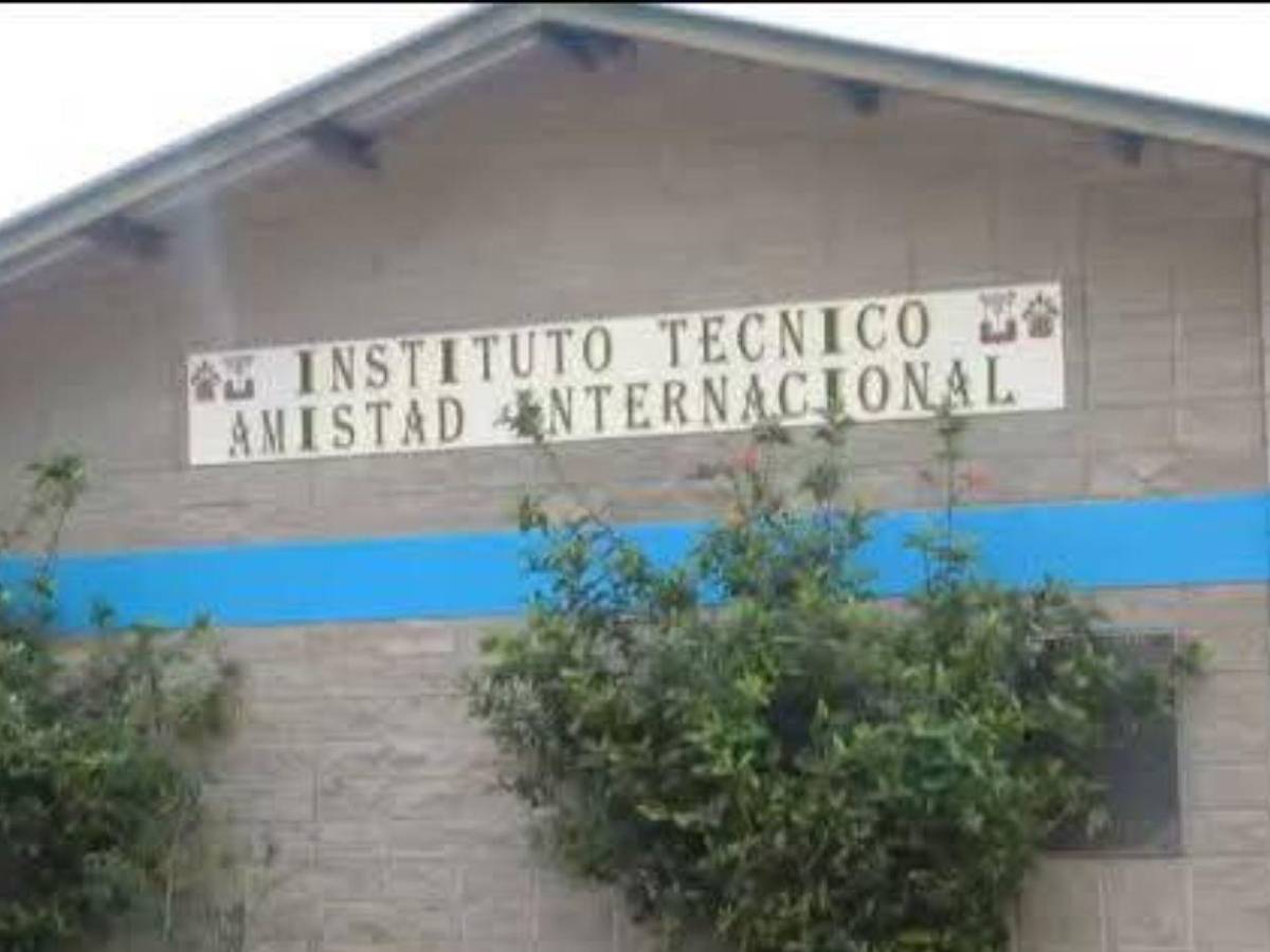 Un docente humilde: lamentan crimen de Esaú Lara, director de colegio en Santa Bárbara