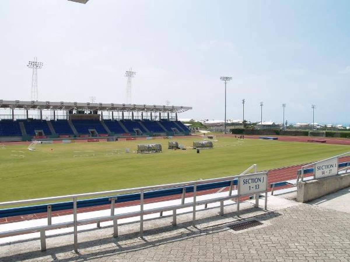 La fea cancha en la que Honduras jugará ante Bermudas por ir a Copa Oro