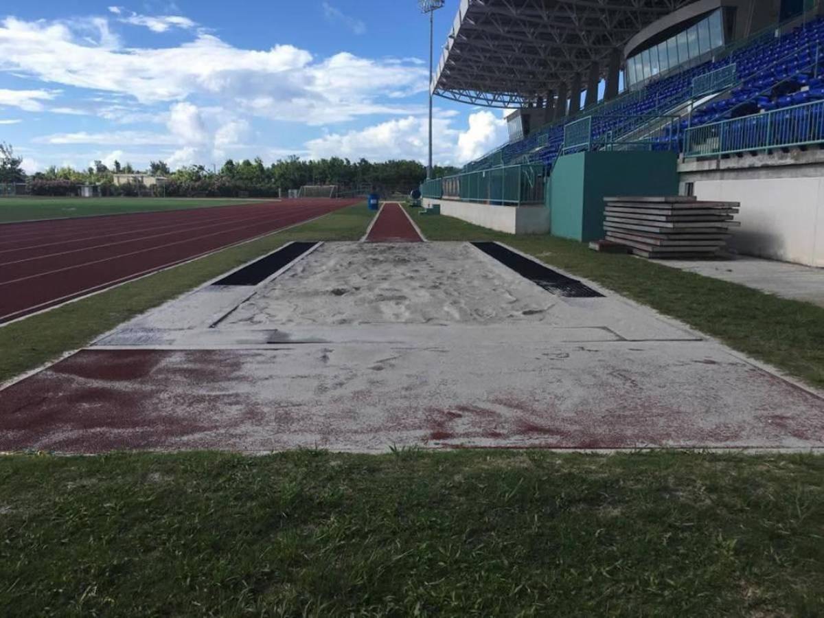 La fea cancha en la que Honduras jugará ante Bermudas por ir a Copa Oro