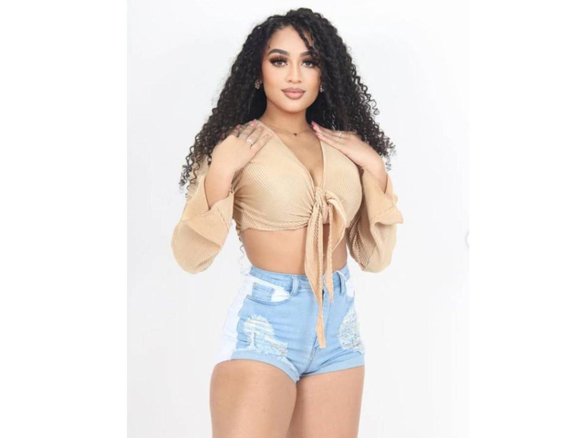 Exnovia de jugador hondureño rechazó miles de dólares por propuestas indecentes