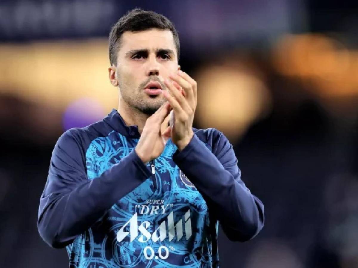 City da respuesta a nueva oferta del Barcelona: Rodri con giro sobre su fichaje