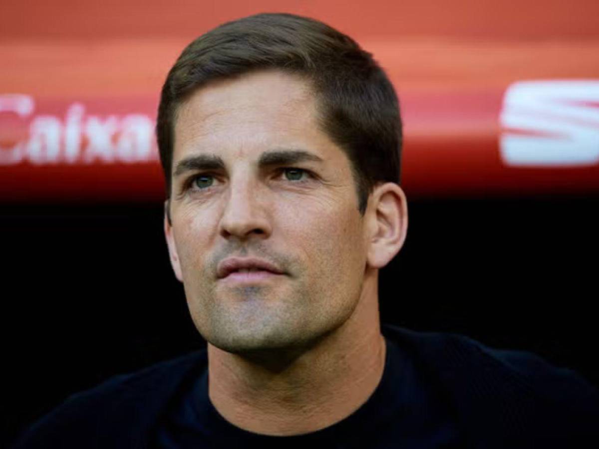 Entrenador fue despedido por utilizar IA en sus alineaciones: estuvo en el Barcelona