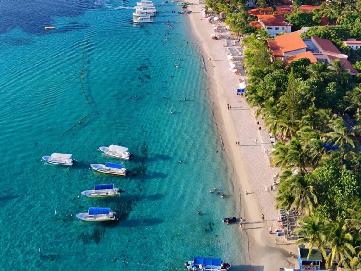 Estas son las impresionantes playas de Honduras que puedes visitar en Semana Santa 2026
