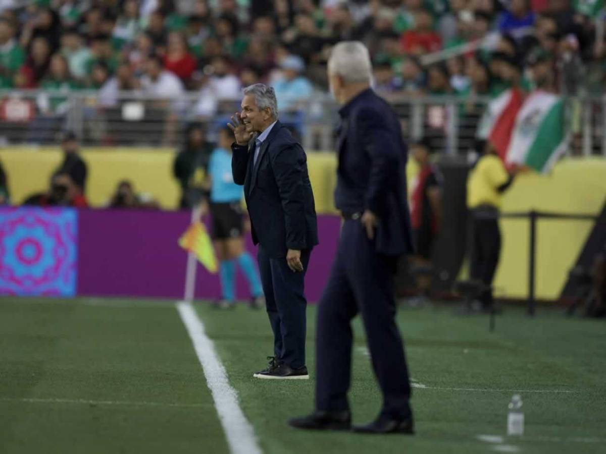 Tristeza de Honduras, bronca de México, feo gesto del 'Vasco' con Quioto y pelea en las gradas