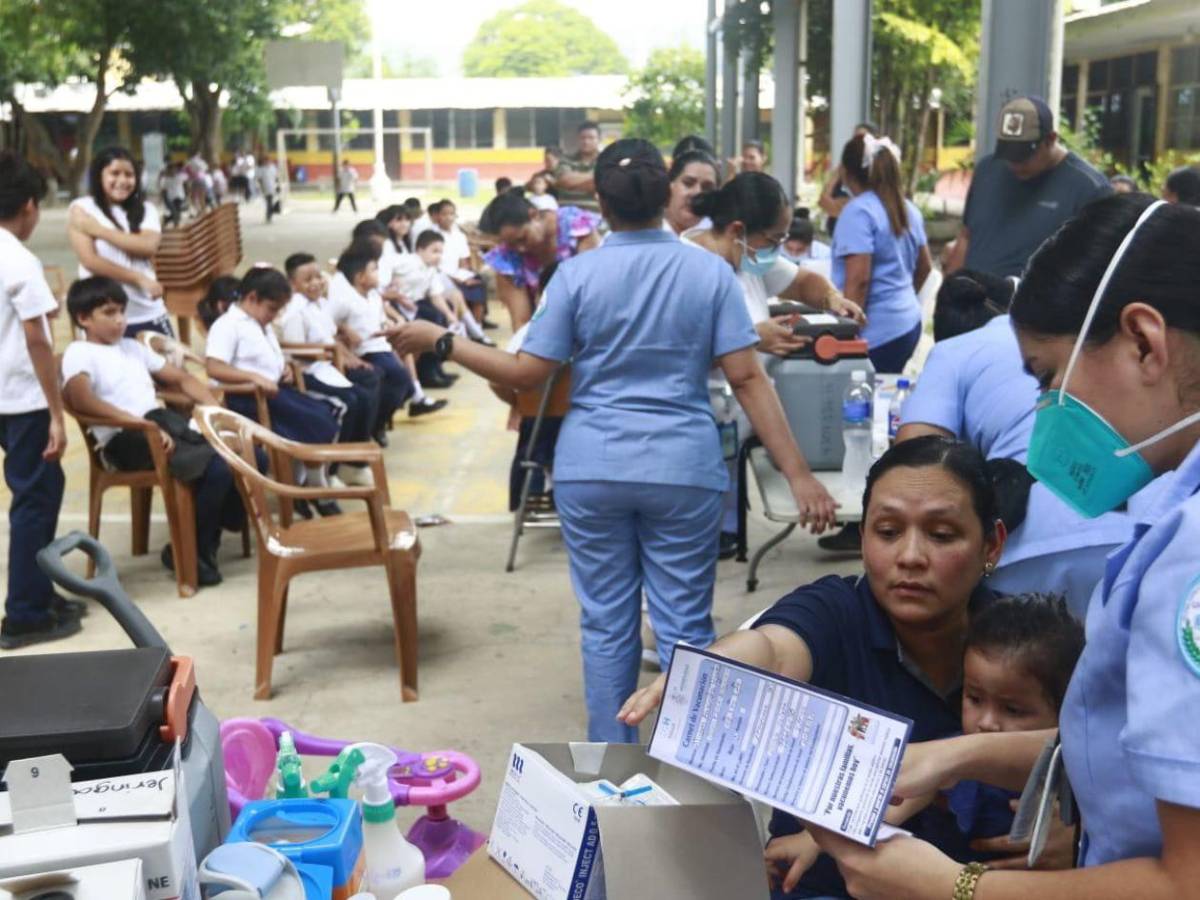 San Pedro Sula vacunará contra el dengue a más de 5,000 menores de 6 a 16 años