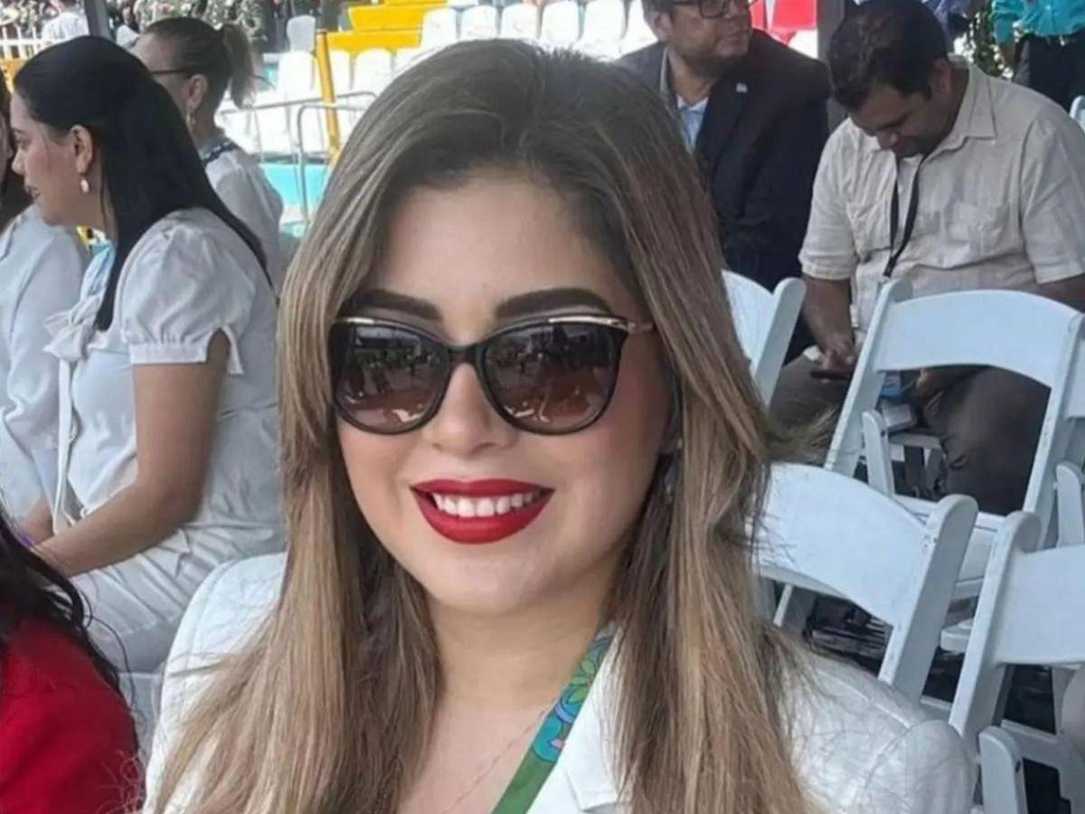 ¿Quién es Suyen Muñoz Rivera y por qué renunció a su cargo?