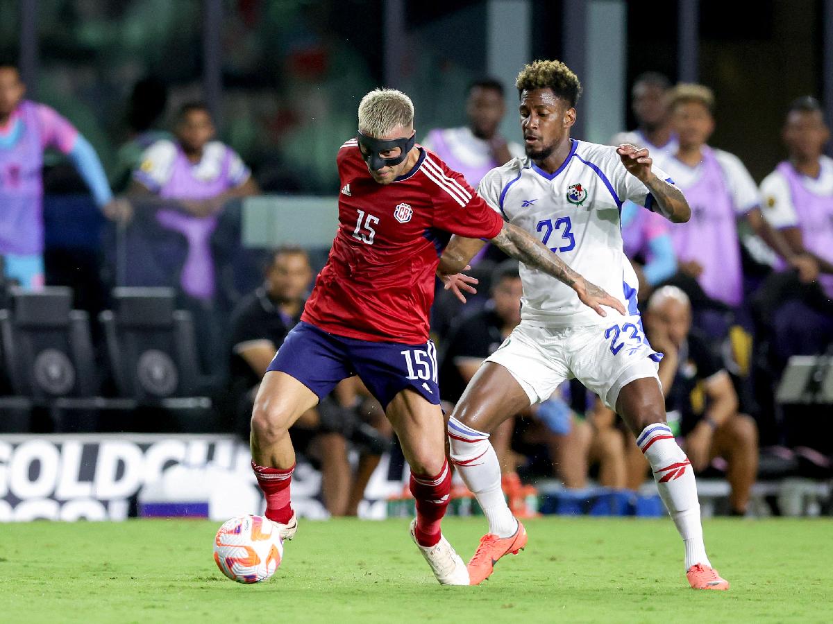 Panamá impone autoridad y debuta con victoria ante Costa Rica