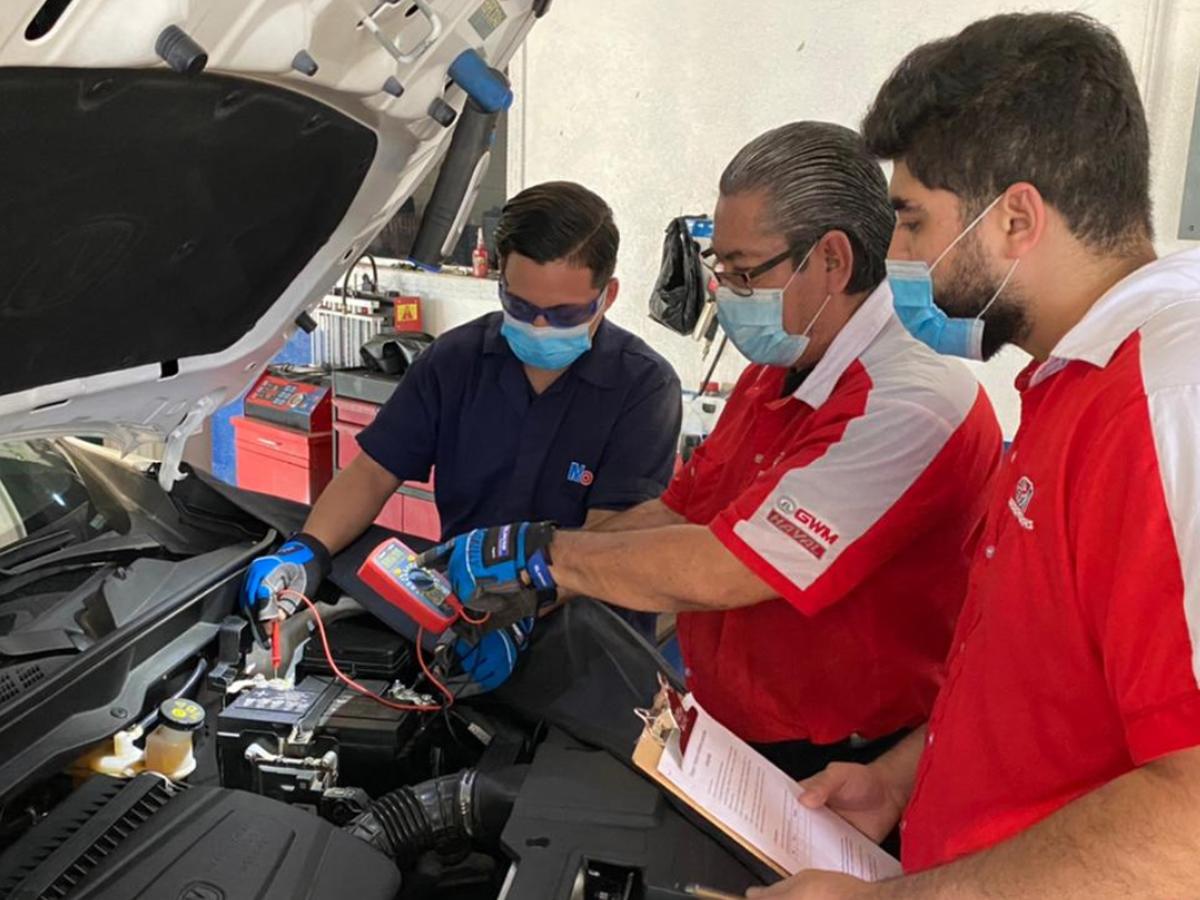 Premier Motors cuenta con taller de mantenimiento con técnicos certificados por Changan Auto.
