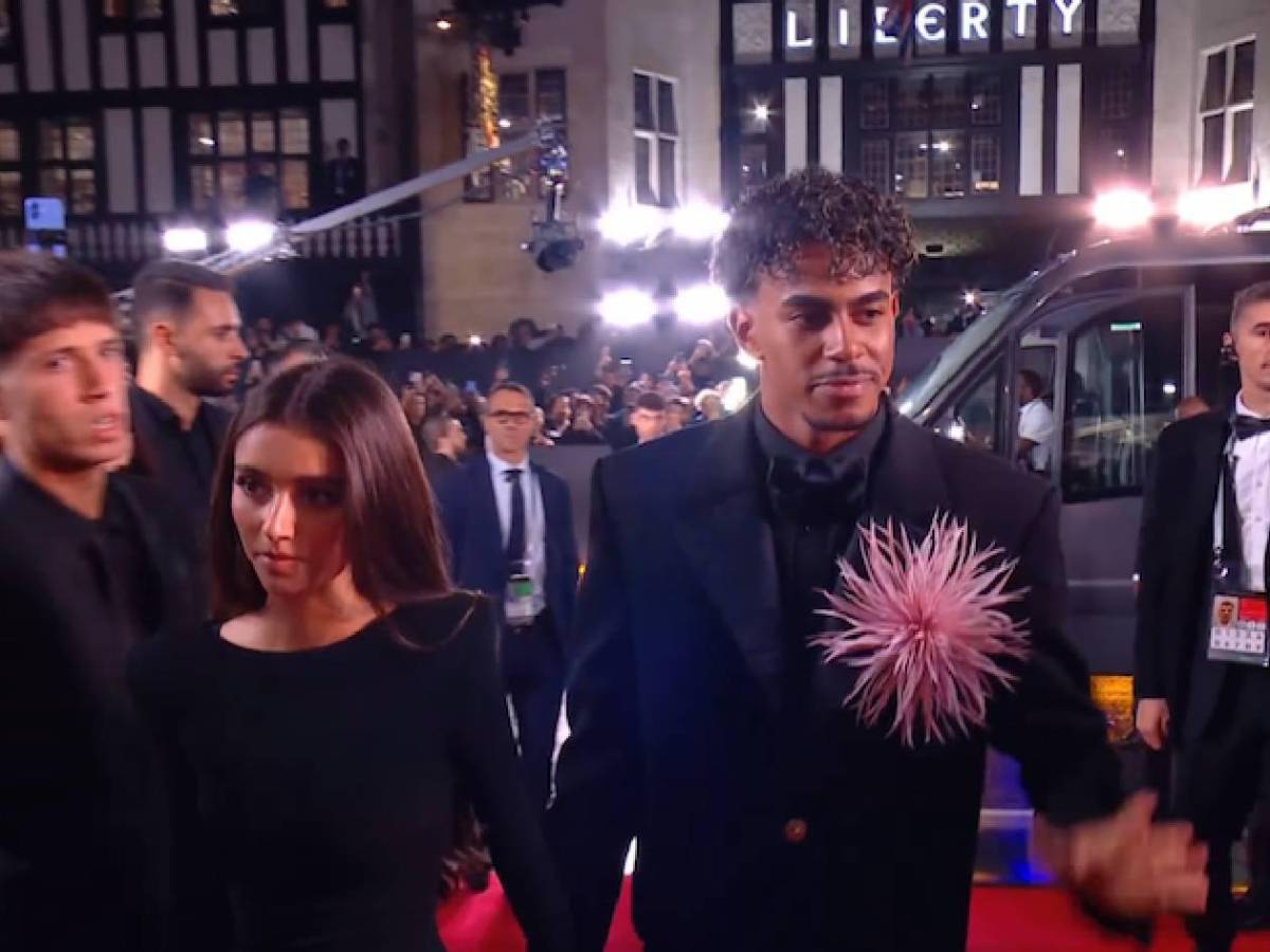 Balón de Oro 2026 Alfombra Roja: Atrevimiento de Yamal, reina enamora, insólito percance y Messi