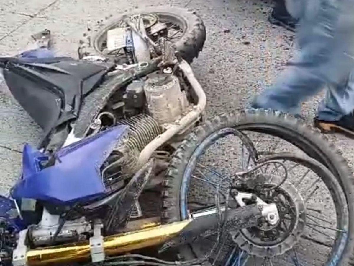 Muere joven tras impactar con su moto en vehículo en avenida Junior-SPS