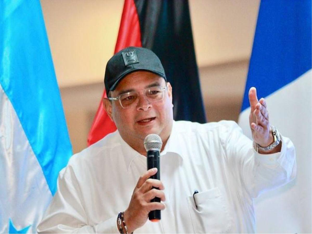 Demandarán al alcalde Jorge Aldana por estafa