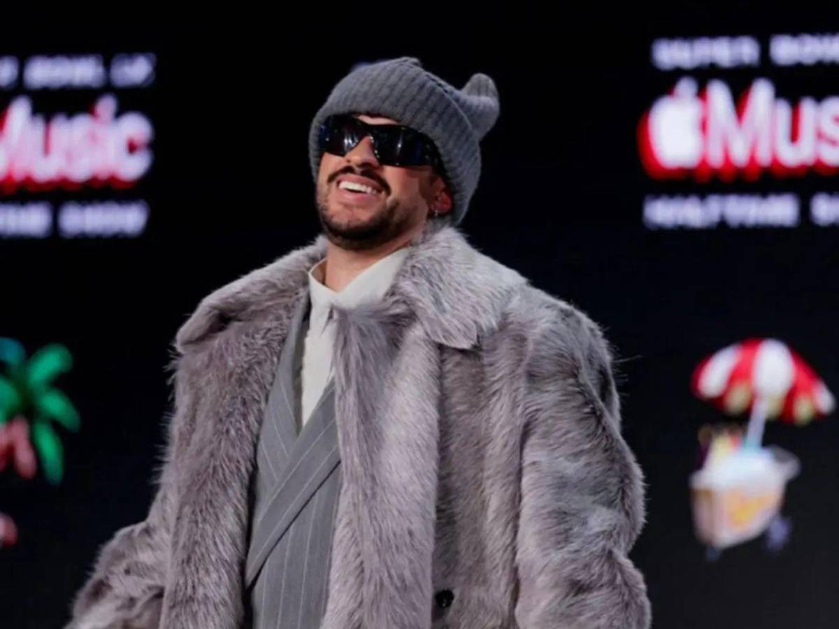 De lo urbano al lujo: así cambió el estilo de Bad Bunny