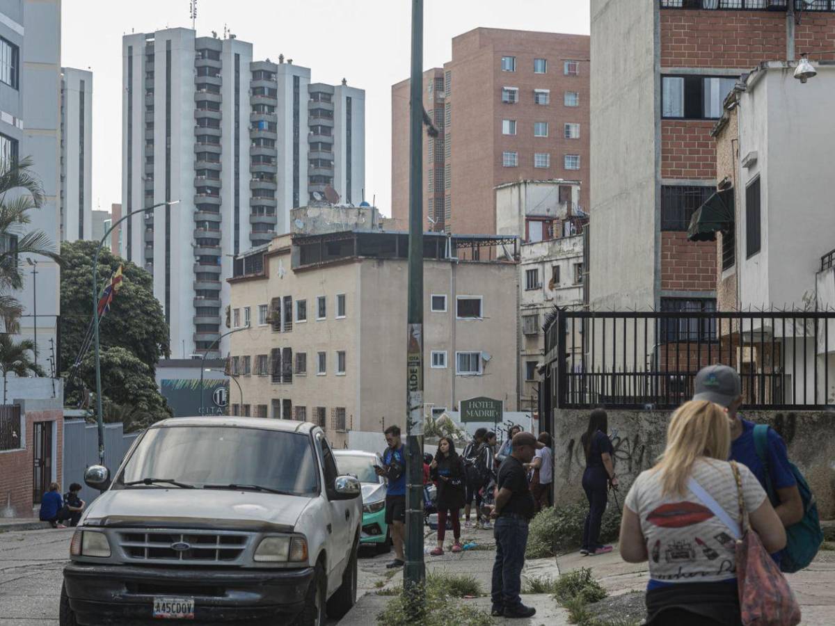 En fotos: Cinco días después del doble terremoto, nuevo sismo sacude a Venezuela