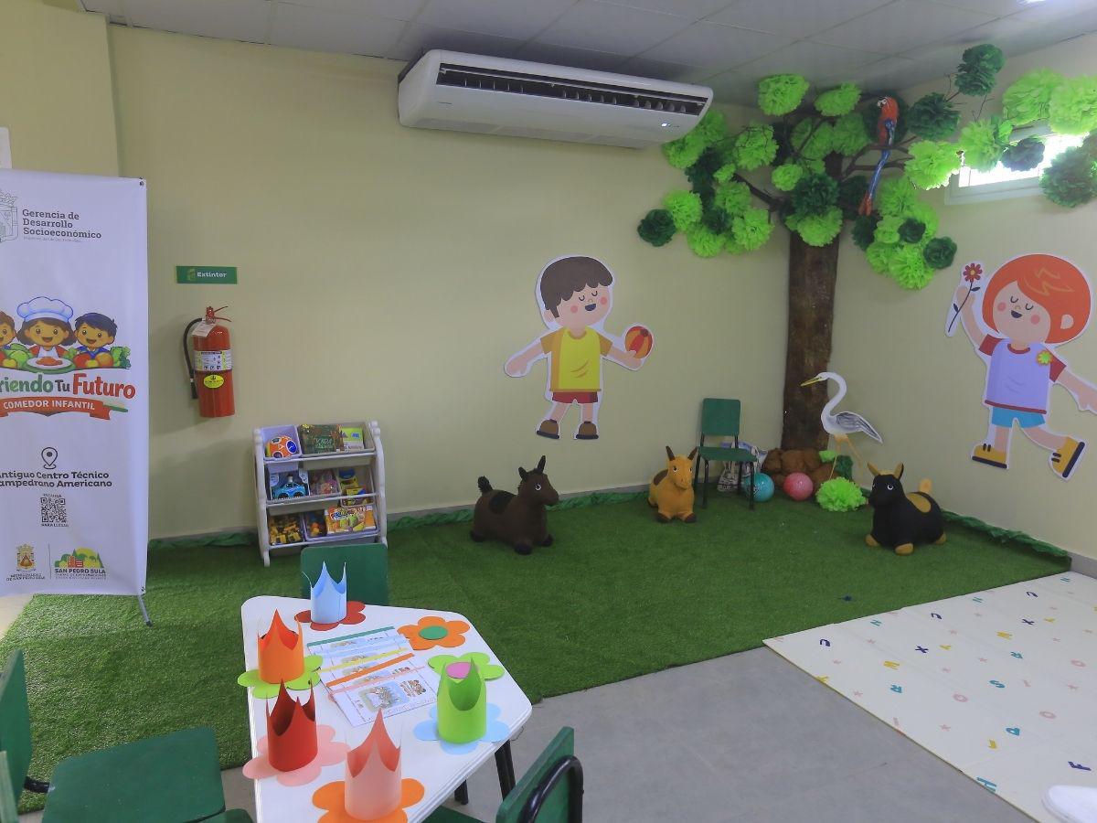 Así es el comedor infantil municipal de SPS que atiende ya a más de 100 niños