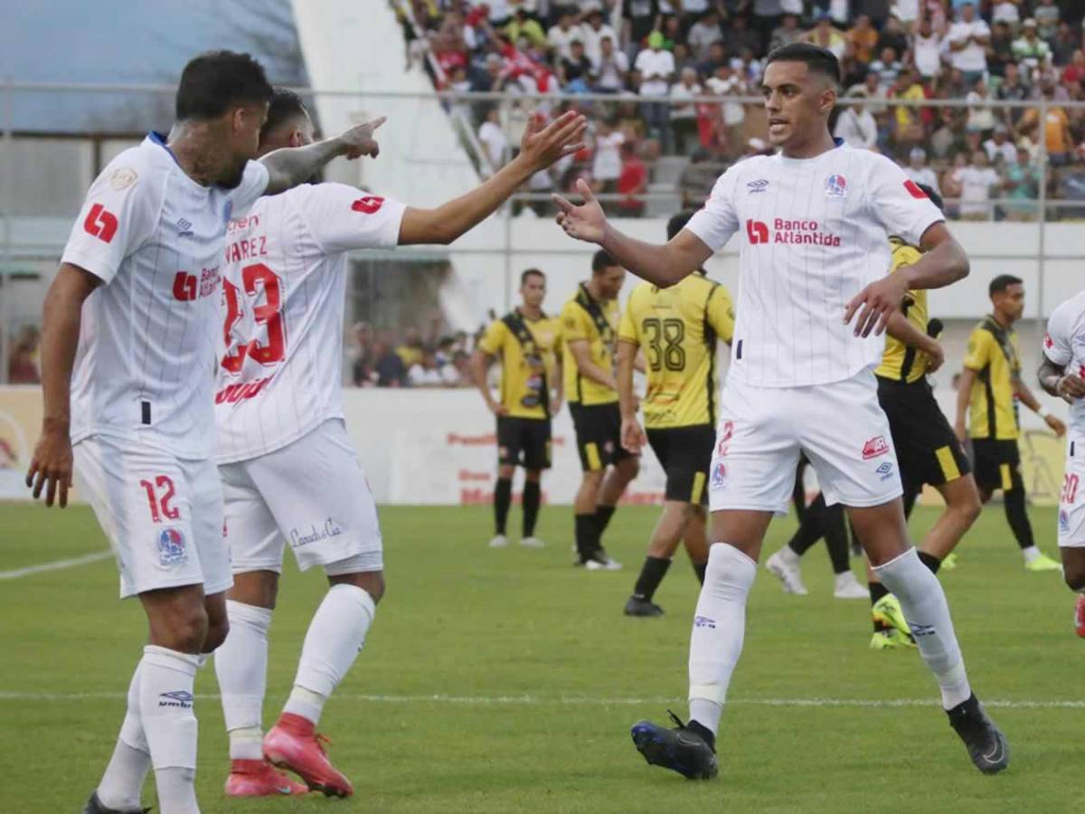 No se vio del Génesis vs Olimpia: bronca, risas, polémica y linda mamá