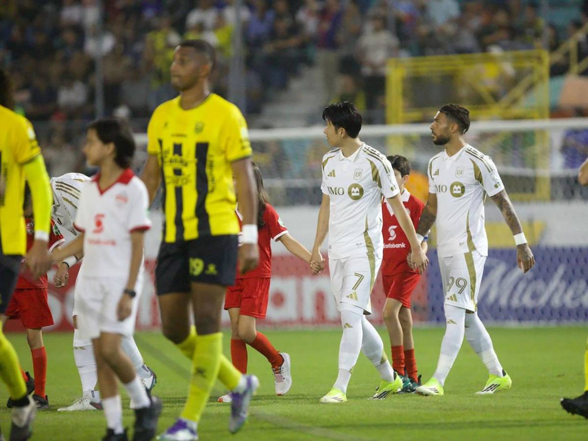 Show de Son, su gesto con hondureño, Lloris cambió camiseta y Real España dio pena