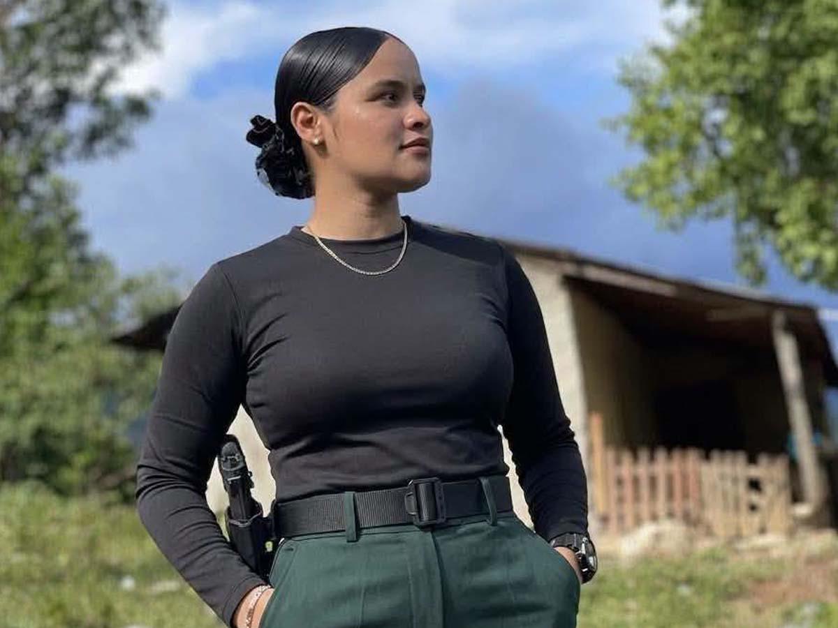 Dan de baja a policía Victoria Irías por hacer videos de TikTok con uniforme